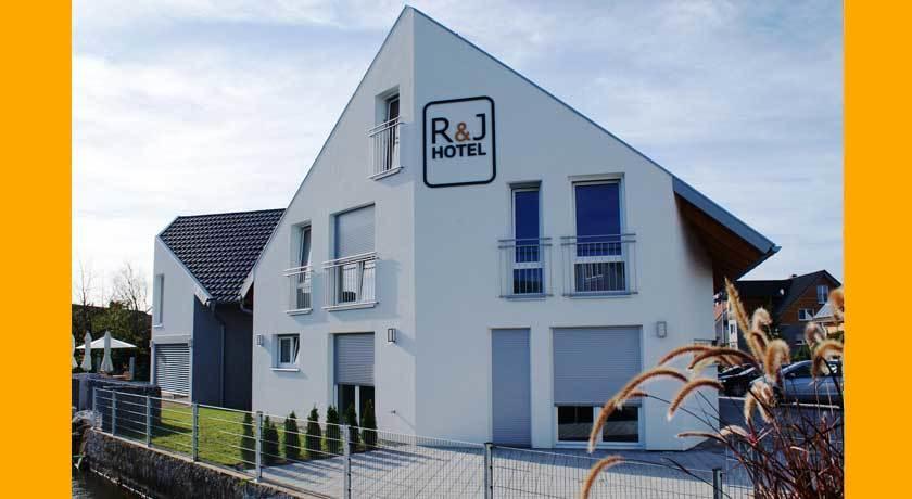 R & J Hotel Rust Zewnętrze zdjęcie