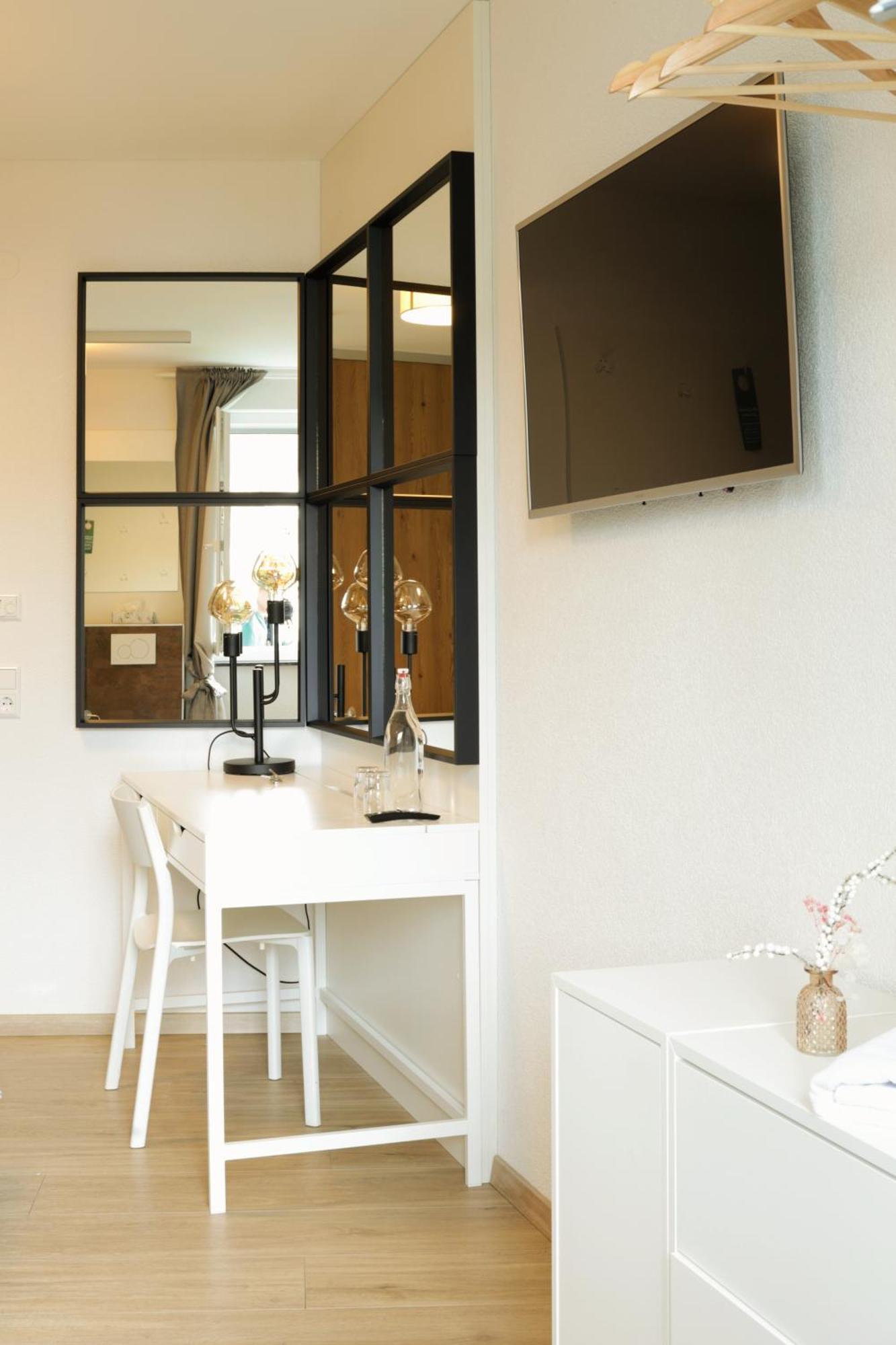 R & J Hotel Rust Zewnętrze zdjęcie