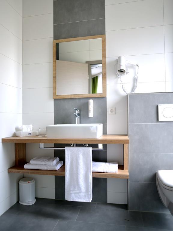 R & J Hotel Rust Pokój zdjęcie