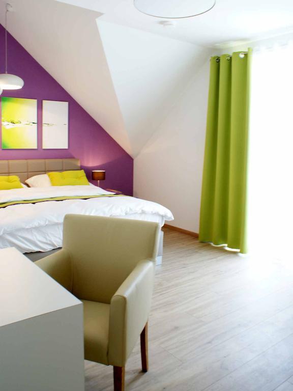R & J Hotel Rust Pokój zdjęcie