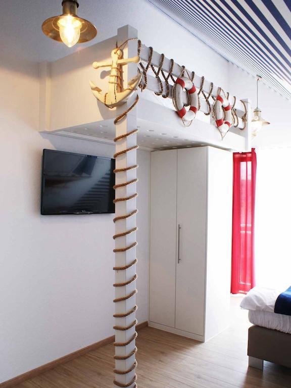R & J Hotel Rust Pokój zdjęcie