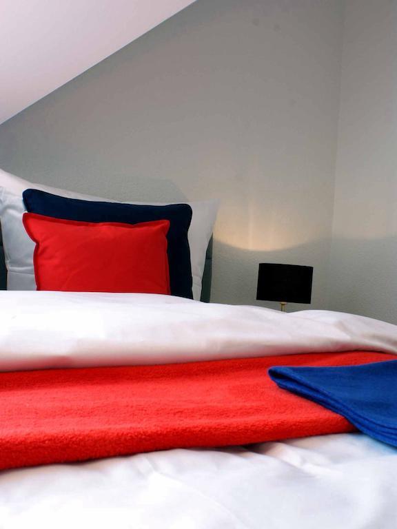 R & J Hotel Rust Pokój zdjęcie